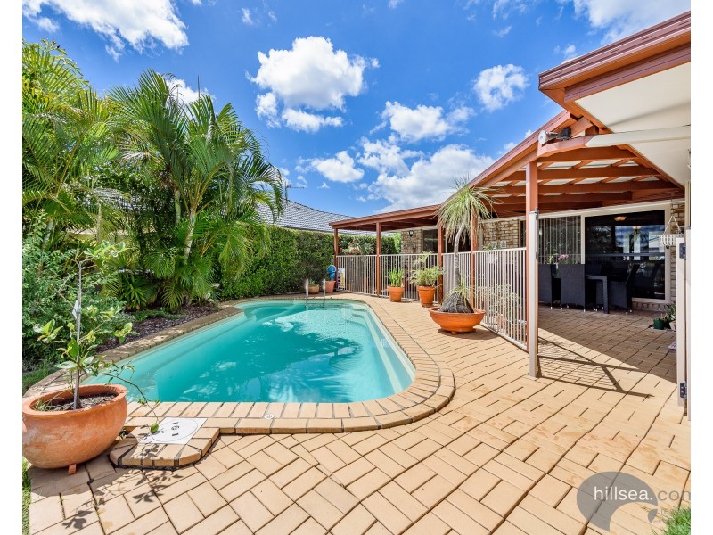 21 Westlake Court, Helensvale QLD 4212