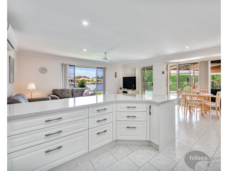 21 Westlake Court, Helensvale QLD 4212