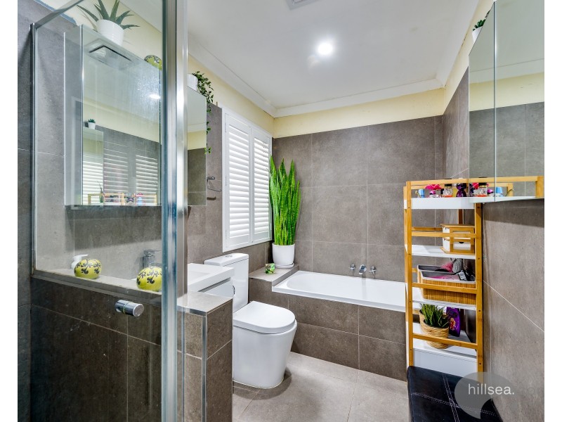 19 Sidney Nolan Drive, Coombabah QLD 4216