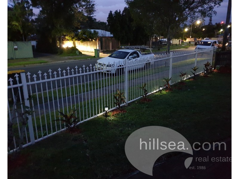 2/49 Botanical Drive, Labrador QLD 4215