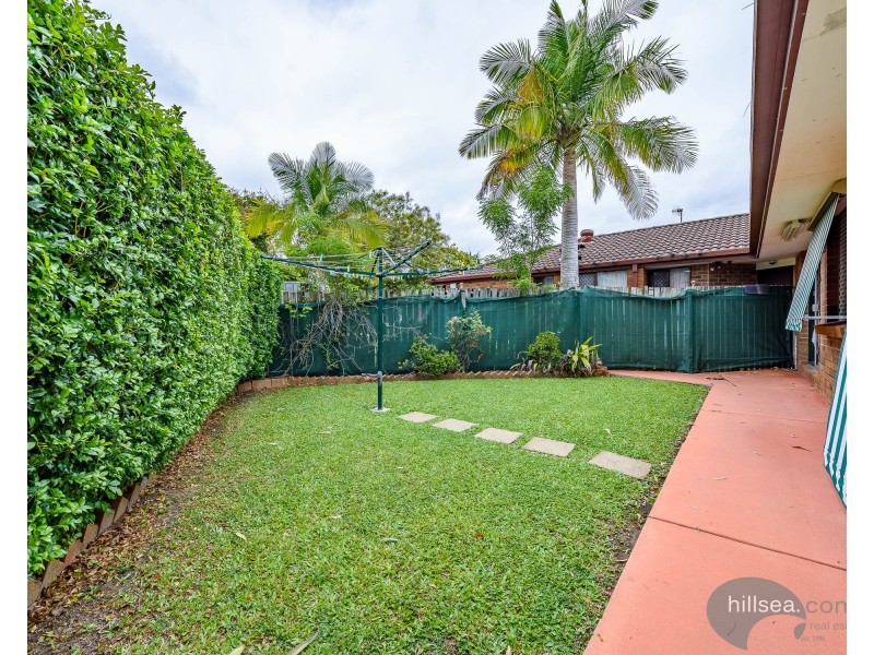 2/32 Callistemon Court, Arundel QLD 4214