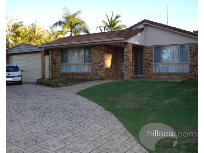 19 Chiffley Place, Arundel QLD 4214