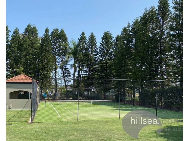 12/19 Santa Barbara Road, Hope Island QLD 4212