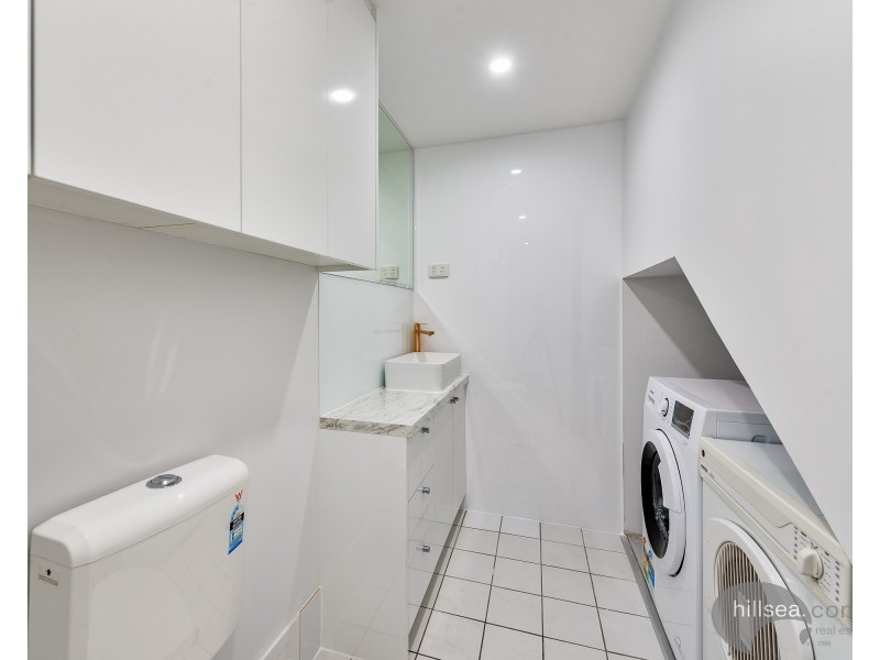 34/452 Marine Parade, Biggera Waters QLD 4216