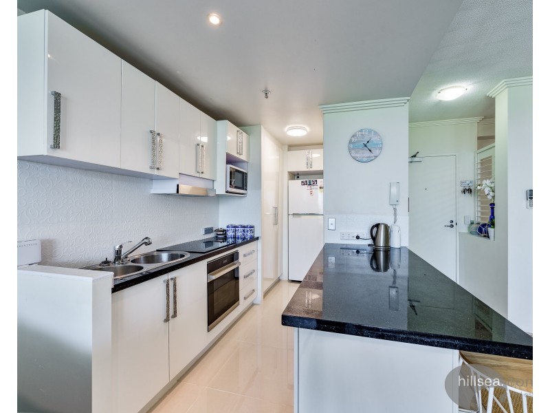 402/182 Marine Parade, Labrador QLD 4215