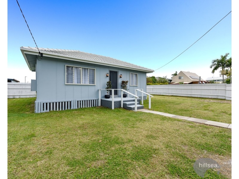 61 Crescent Avenue, Hope Island QLD 4212