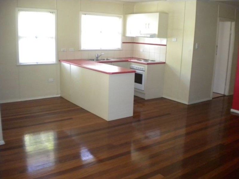 26 Clark Street, Biggera Waters QLD 4216