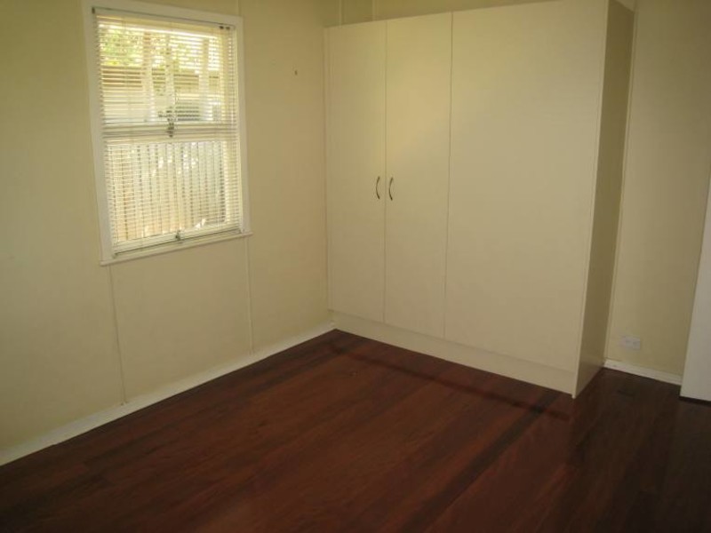 26 Clark Street, Biggera Waters QLD 4216