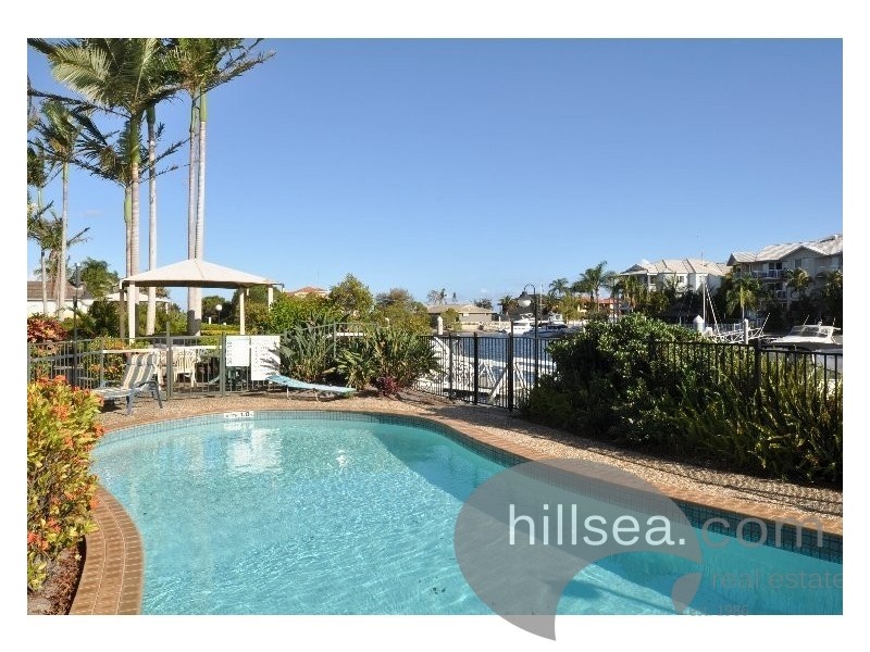 4/14-18 Jennifer Avenue, Runaway Bay QLD 4216