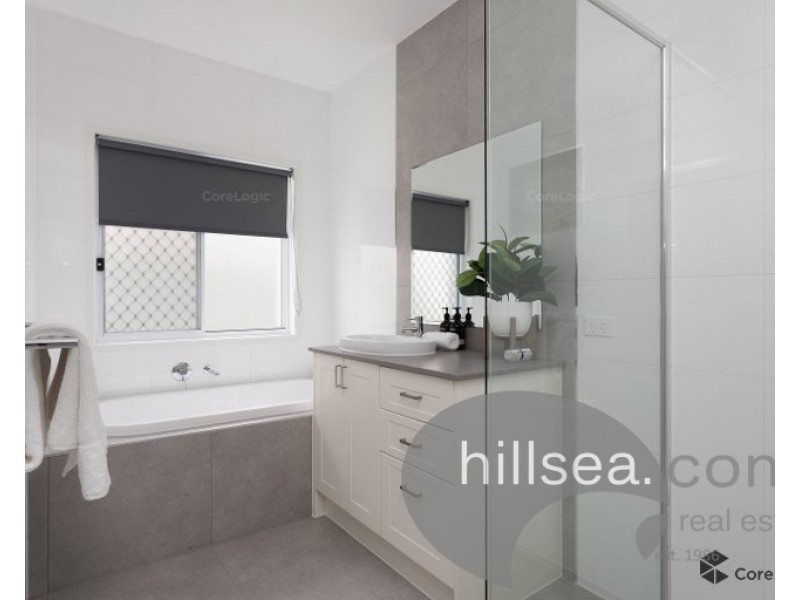 9 Goorawin Street, Runaway Bay QLD 4216