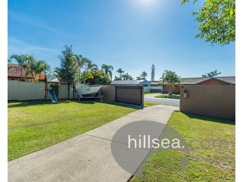 10 Menindee Avenue, Coombabah QLD 4216
