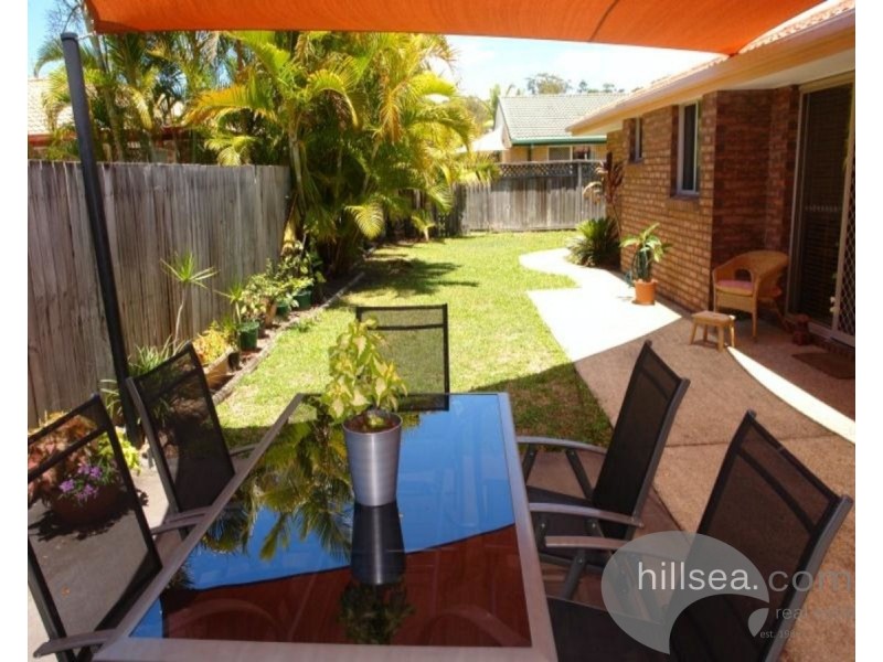 2/7 Riccarton Place, Labrador QLD 4215