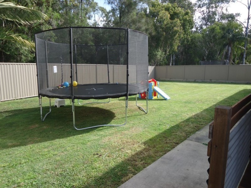 12 Floyd Court, Parkwood QLD 4214