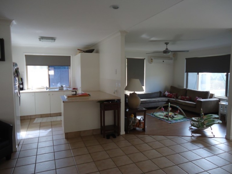 12 Floyd Court, Parkwood QLD 4214