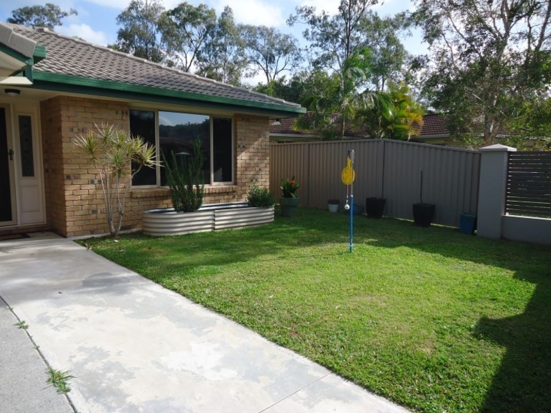 12 Floyd Court, Parkwood QLD 4214