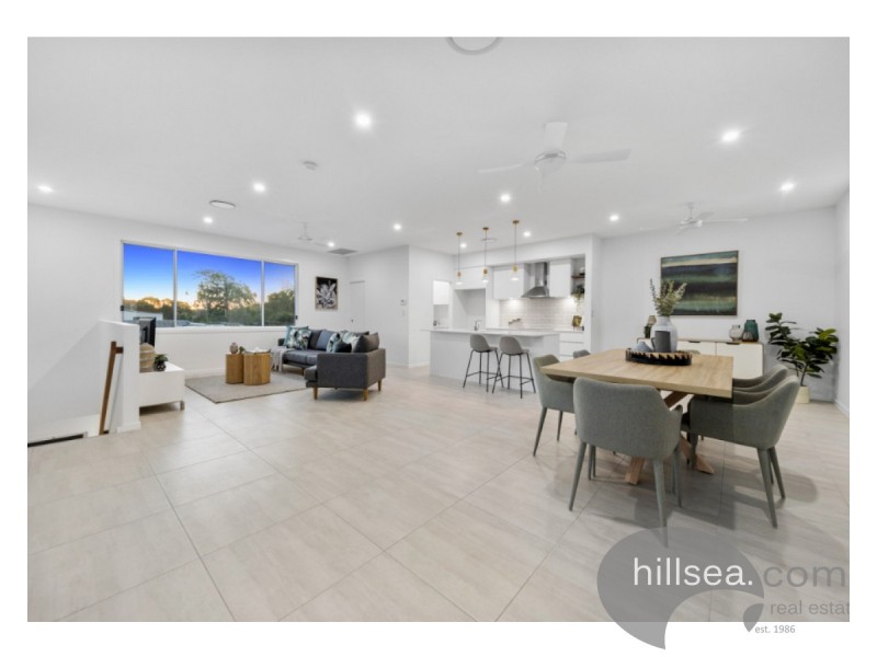 1/19 Killowill Avenue, Paradise Point QLD 4216