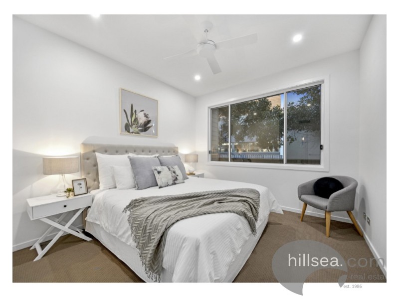 1/19 Killowill Avenue, Paradise Point QLD 4216
