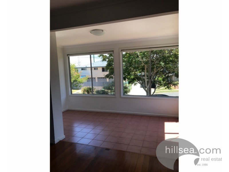 3/4 Vernia Place, Biggera Waters QLD 4216