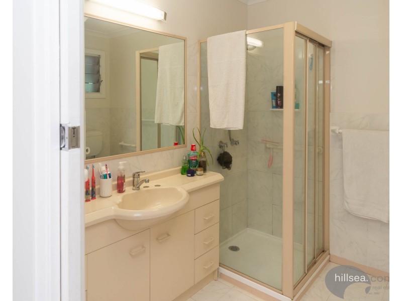 22 St Nicholas Street, Runaway Bay QLD 4216
