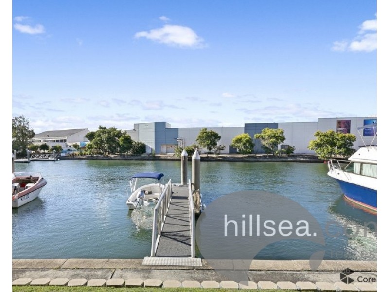 8/112 Bayview Street, Runaway Bay QLD 4216