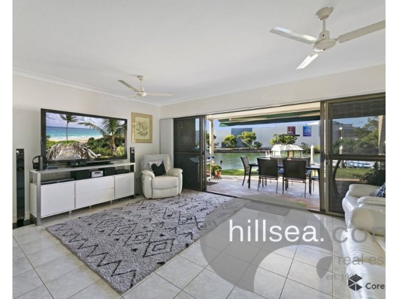 8/112 Bayview Street, Runaway Bay QLD 4216