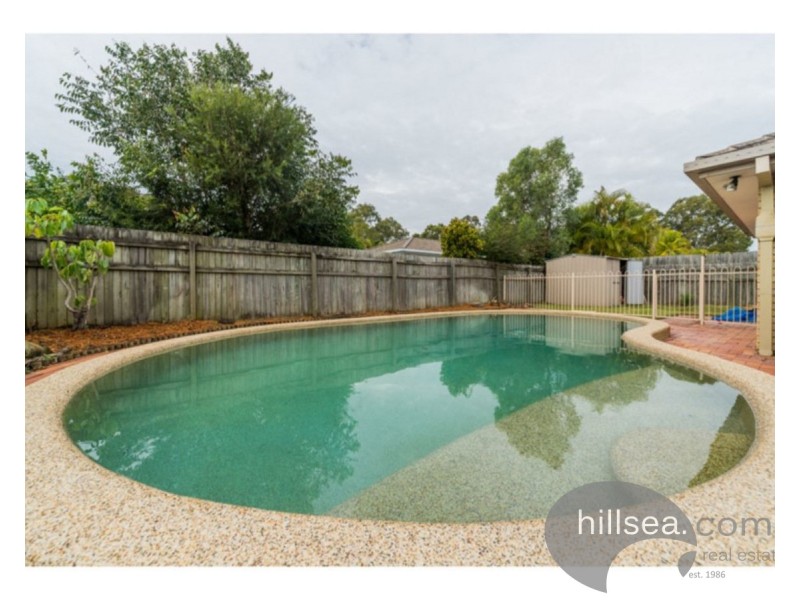 27 Anchorage Way, Biggera Waters QLD 4216