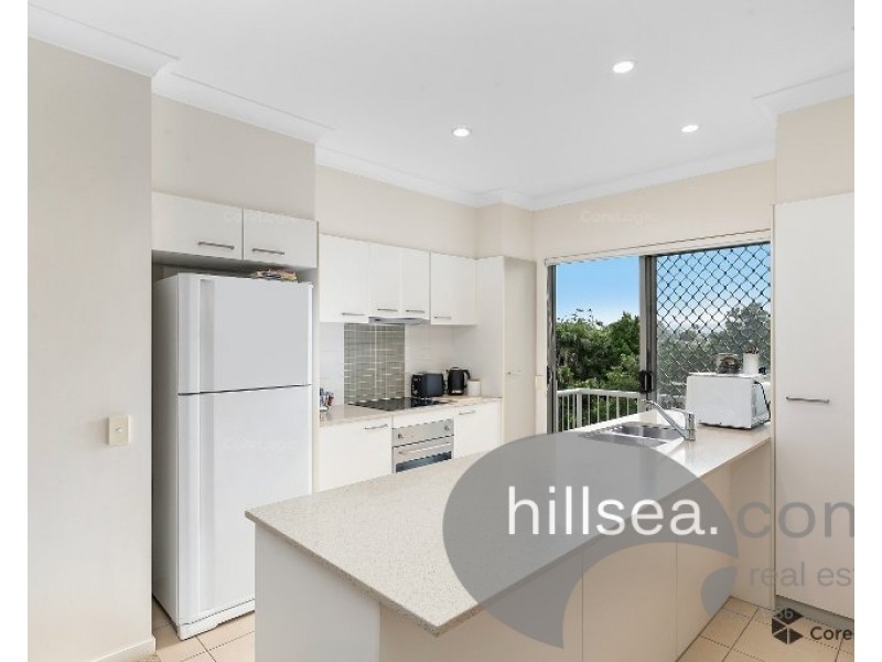 26/12-18 Bayview Street, Runaway Bay QLD 4216