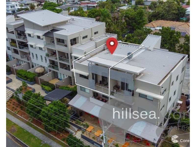 26/12-18 Bayview Street, Runaway Bay QLD 4216