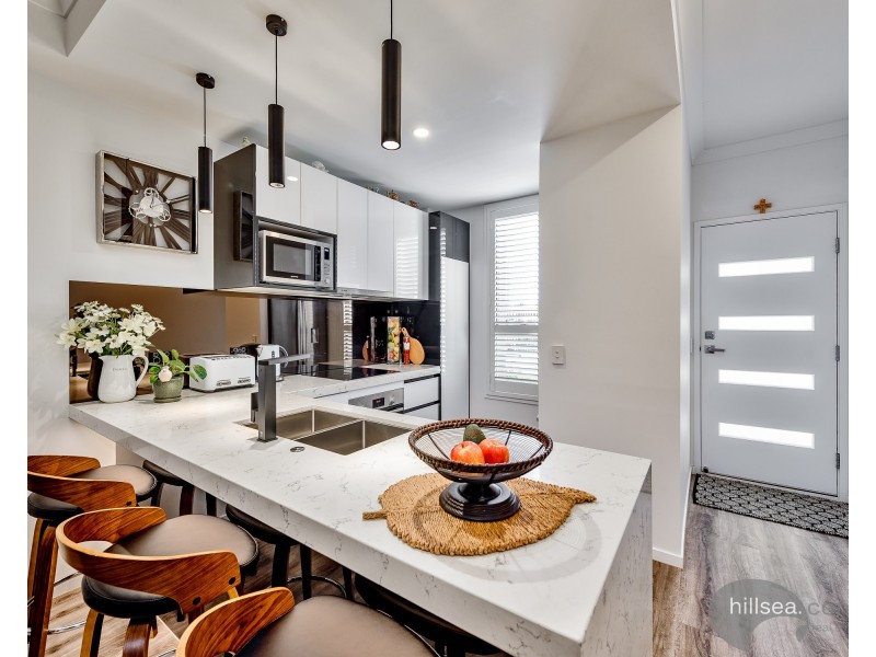 6/4A Hansford Road, Coombabah QLD 4216