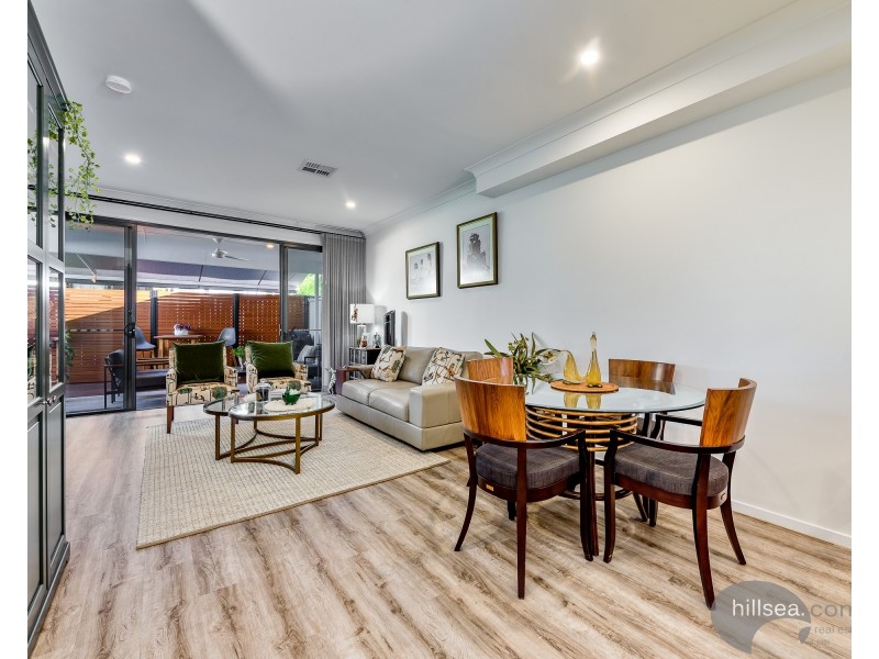 6/4A Hansford Road, Coombabah QLD 4216