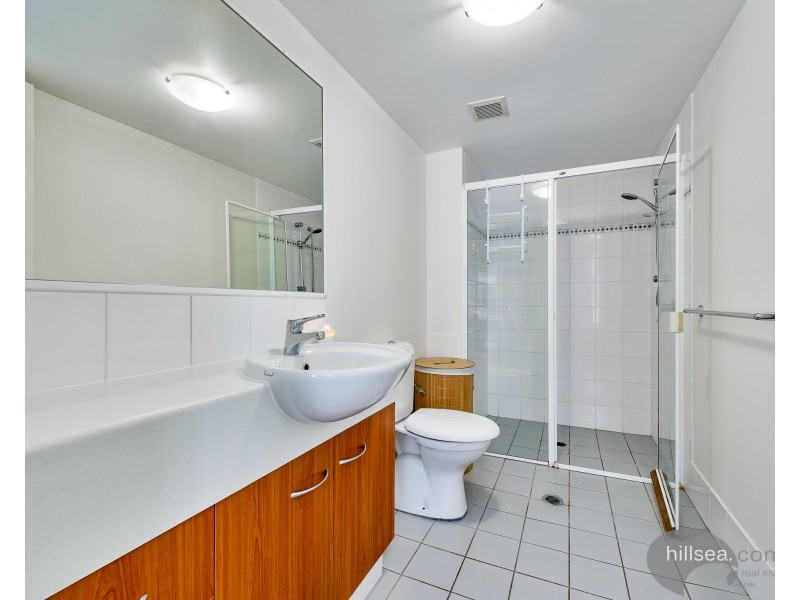 12/7012 The Palisades Unit 12 Phoenix Palms Drive, Hope Island QLD 4212
