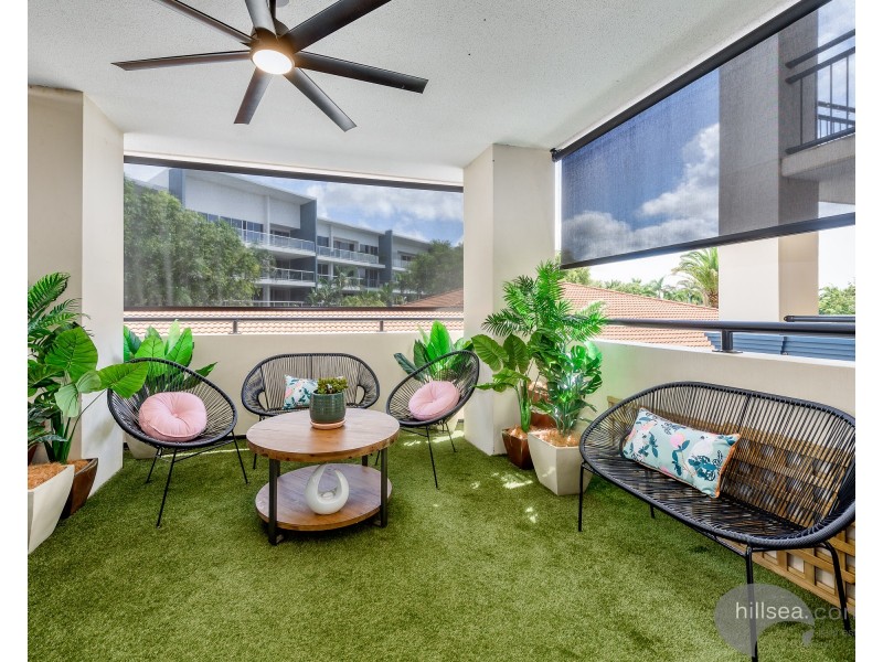 12/7012 The Palisades Unit 12 Phoenix Palms Drive, Hope Island QLD 4212