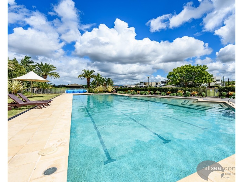 12/7012 The Palisades Unit 12 Phoenix Palms Drive, Hope Island QLD 4212