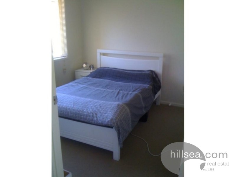 10/62-64 Brown Street, Labrador QLD 4215