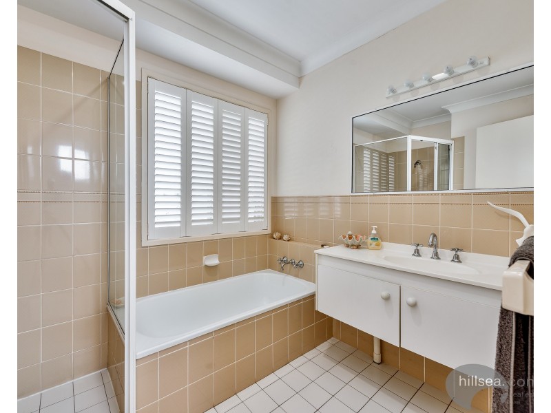 27 Salvia Street, Hollywell QLD 4216