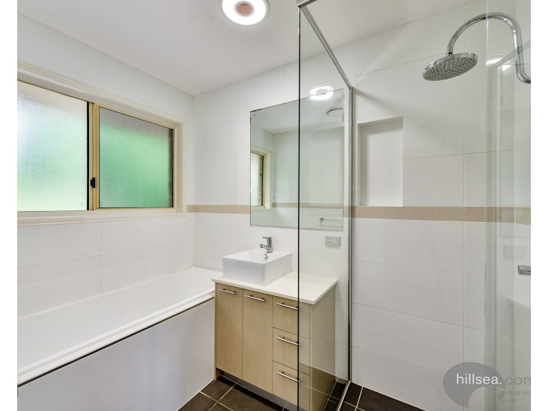 4/101 Whiting Street, Labrador QLD 4215