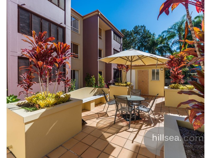 3/89 Bayview Street, Runaway Bay QLD 4216