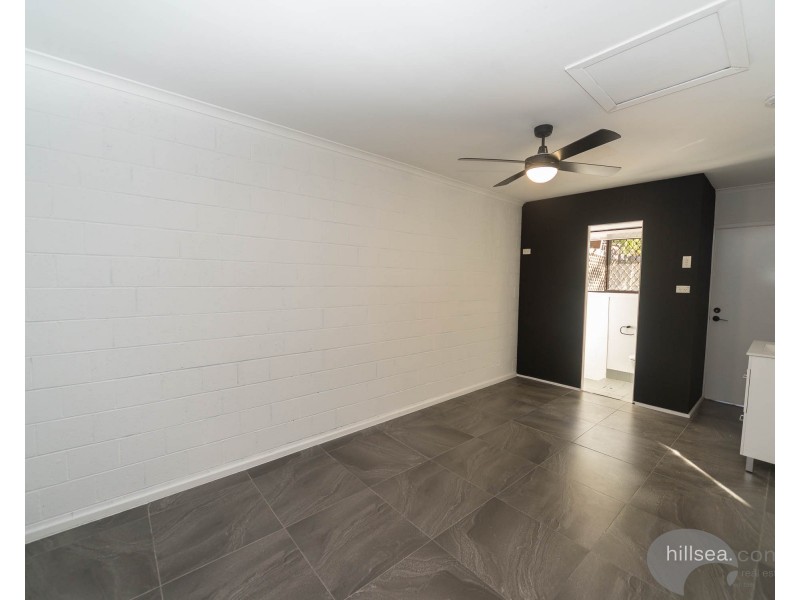 1/9 Jean Street, Labrador QLD 4215