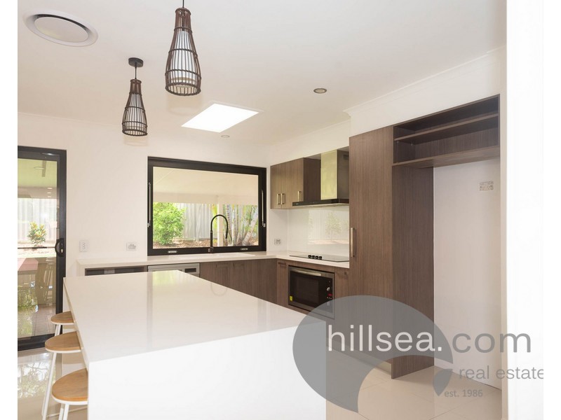 5 Picola Place, Helensvale QLD 4212