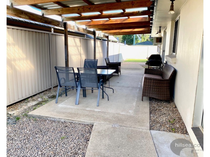 5 Sunbird Avenue, Paradise Point QLD 4216