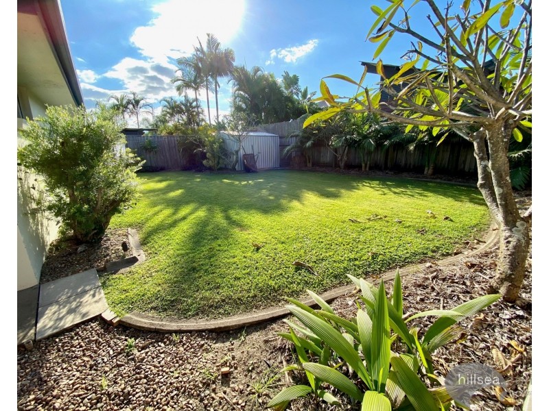5 Sunbird Avenue, Paradise Point QLD 4216