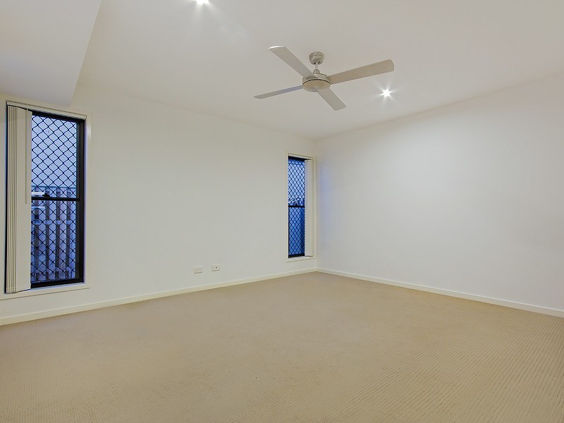 25 Palladium Boulevard, Hope Island QLD 4212