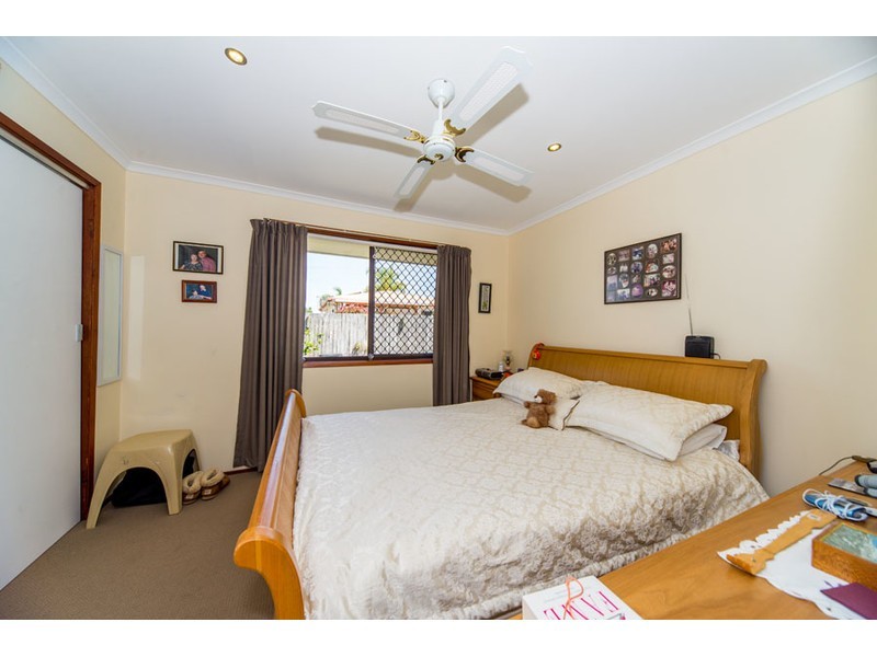 2/28 Kangaroo Avenue, Coombabah QLD 4216