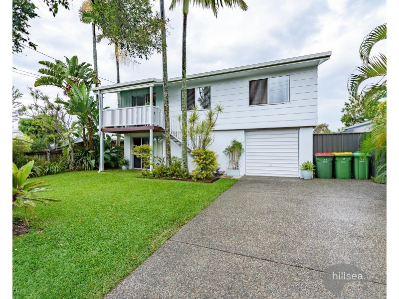 58 Errol Avenue, Paradise Point QLD 4216