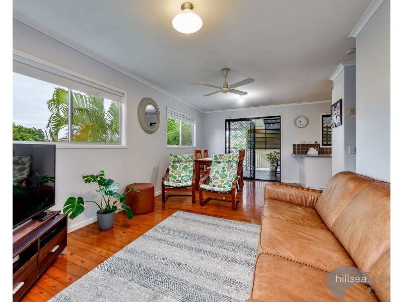 58 Errol Avenue, Paradise Point QLD 4216