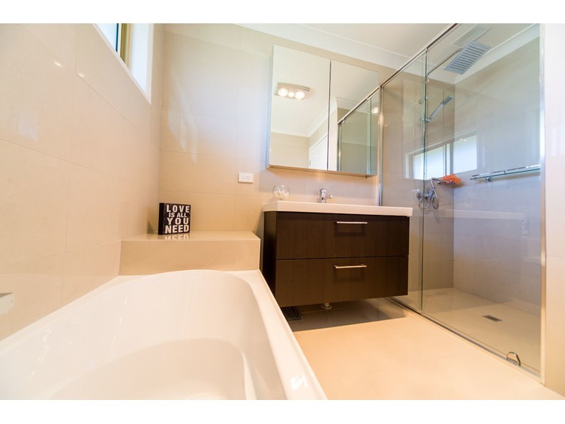 34 Numbat Court East, Coombabah QLD 4216