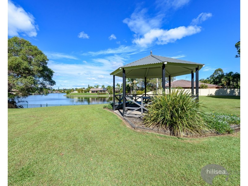 1/10 Crystal Reef Drive, Coombabah QLD 4216