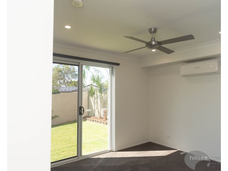 22 Dromana Crescent, Helensvale QLD 4212