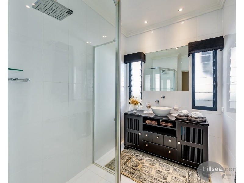 3 Lotus Avenue, Hollywell QLD 4216