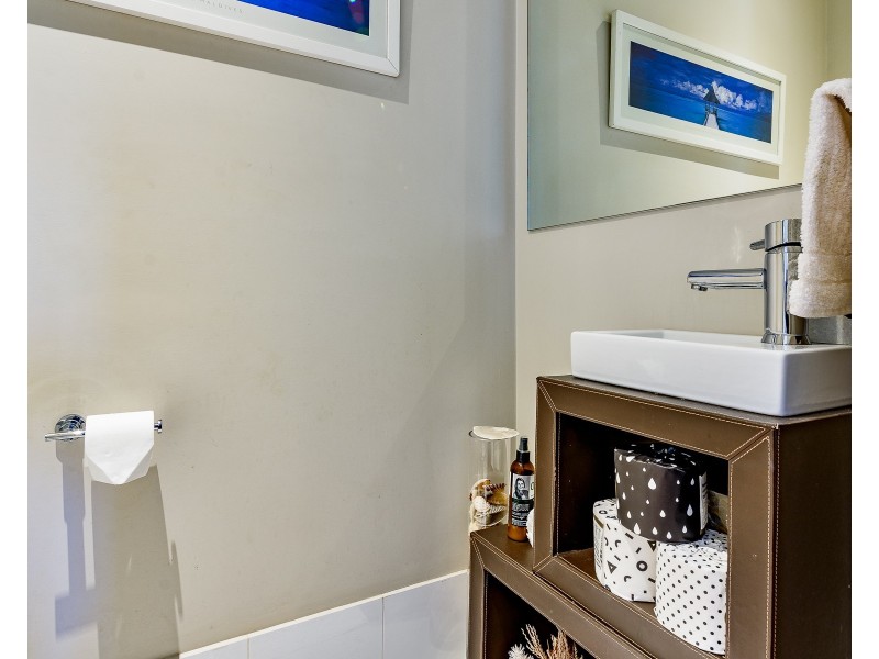 3 Lotus Avenue, Hollywell QLD 4216